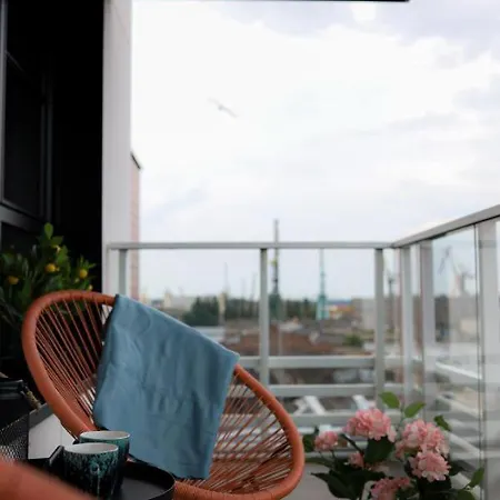 Апартаменты Apartament Doki 83 *