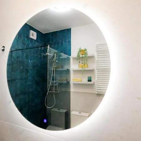Apartament Doki 83 *