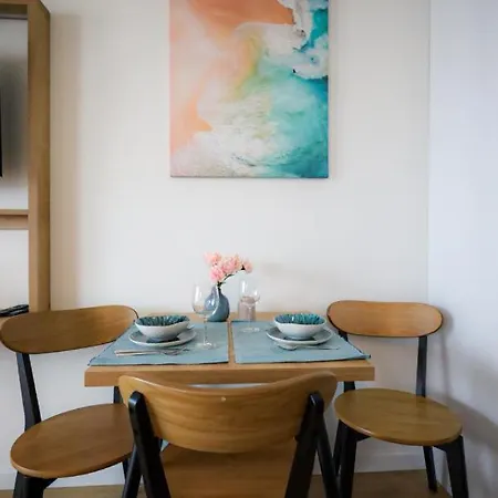 Lägenhet Apartament Doki 83